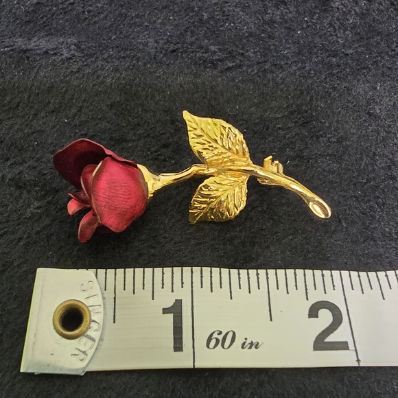 Signed Red Rose Pin - Picture 5 of 6